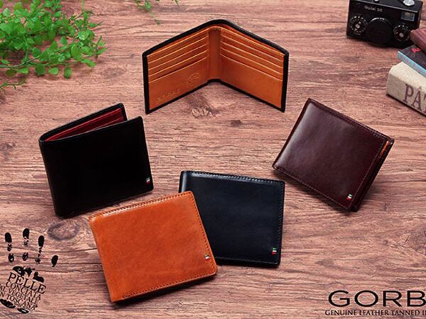 ASCII.jp：カードとお札に特化したイタリアンレザーの二つ折り財布