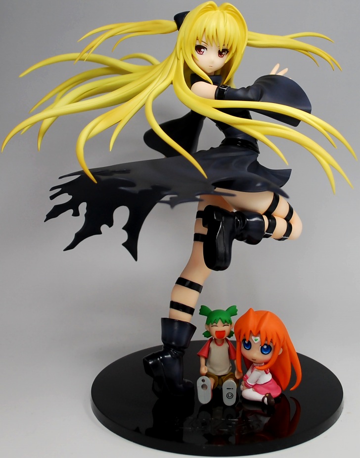 金色の闇To LOVEる-とらぶる-/よつばとフィギュアレビュー
