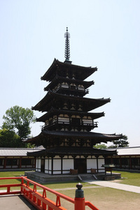 薬師寺 東塔・西塔 | さあ、住まいの話をしましょうか。