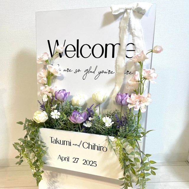 ウェルカムボードをお花で装飾！おすすめデザイン集 ｜ 結婚ラジオ