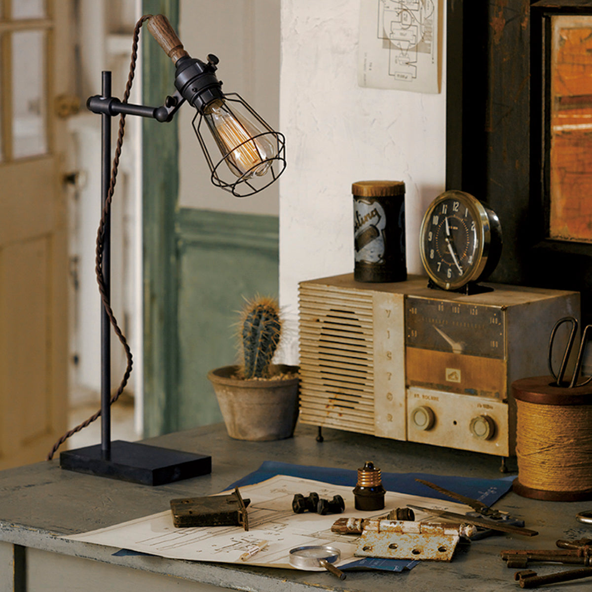 リアクターデスクアームライト | ARTWORKSTUDIO | オーダーメイドの