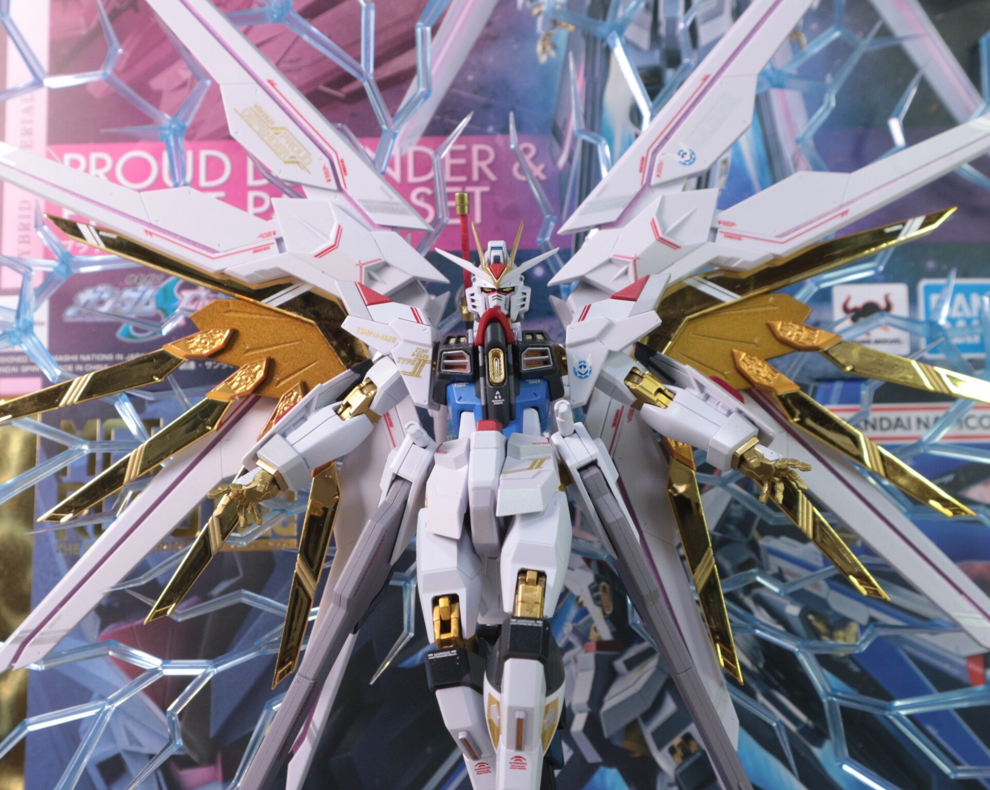 METAL ROBOT魂ストライクフリーダムガンダム弐式とプラウド