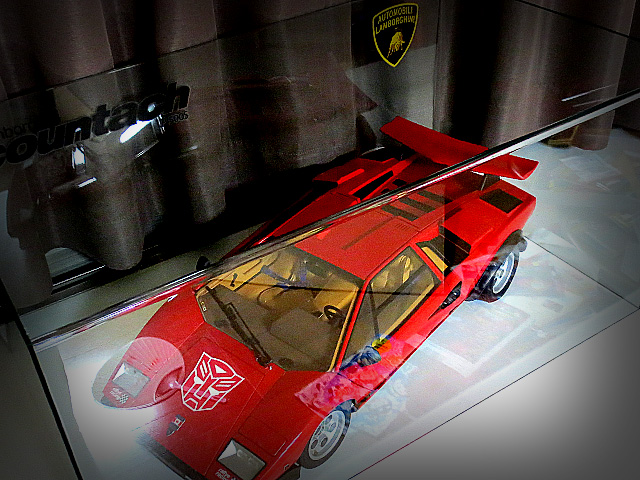 週刊ランボ制作記 専用ディスプレイケースが到着したよ！！ - ～玩具の