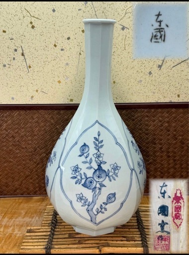 韓国陶磁 東国窯 造 朝鮮 白磁 染付 面取瓶 柘榴 文 共箱 在銘 良品 李