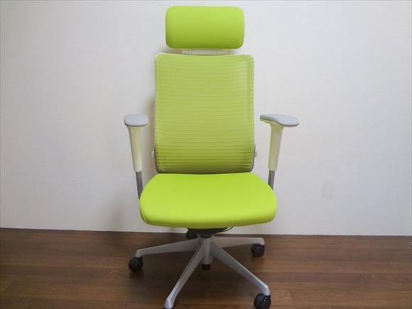 オカムラのコーラルチェアに3ヶ月座ってみての感想＆レビュー