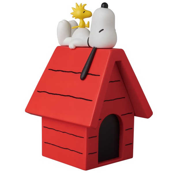 C.J.MART / VCD SNOOPY w/ WOODSTOCK & doghouse