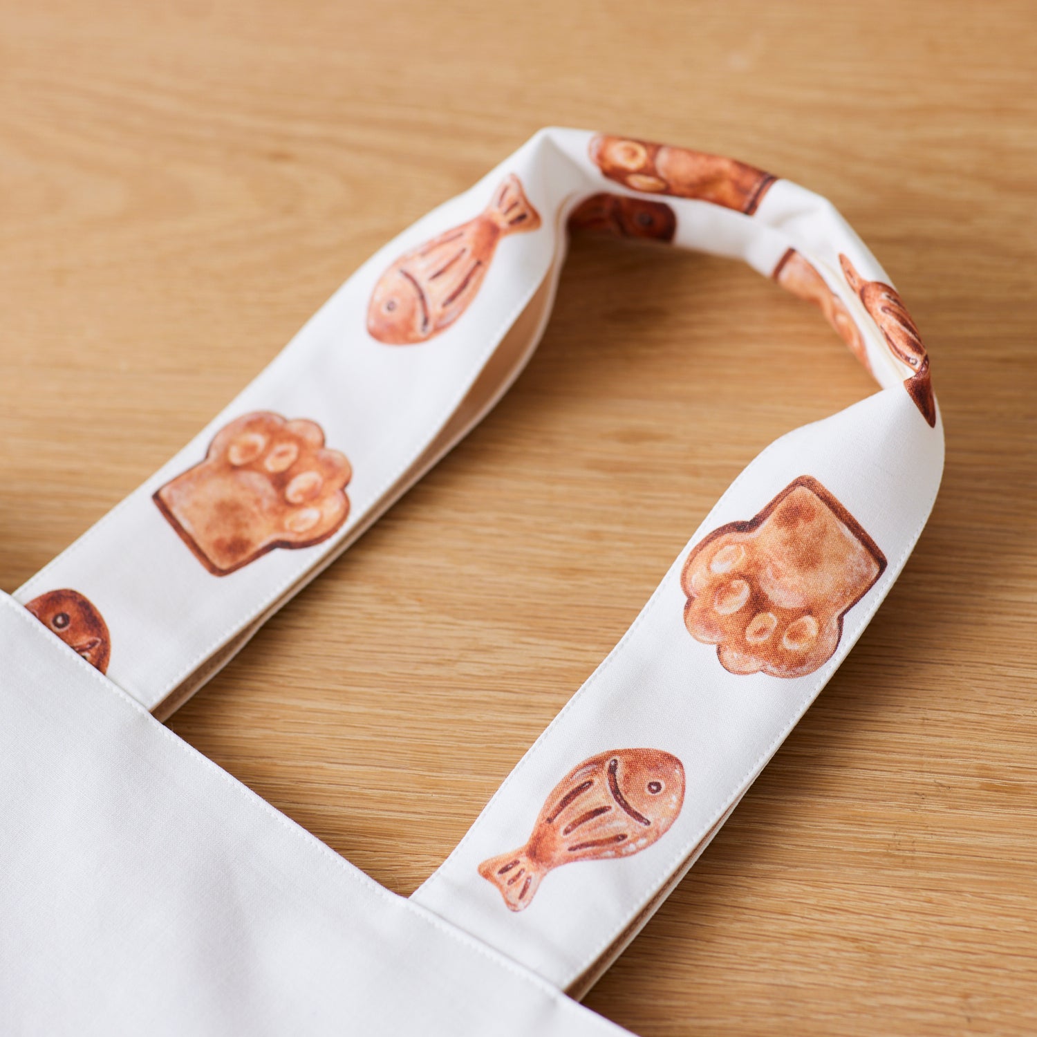 cocca(コッカ) ｜生地通販｜ANIMAL BREAD ～ネコ食パン～ パネル生地