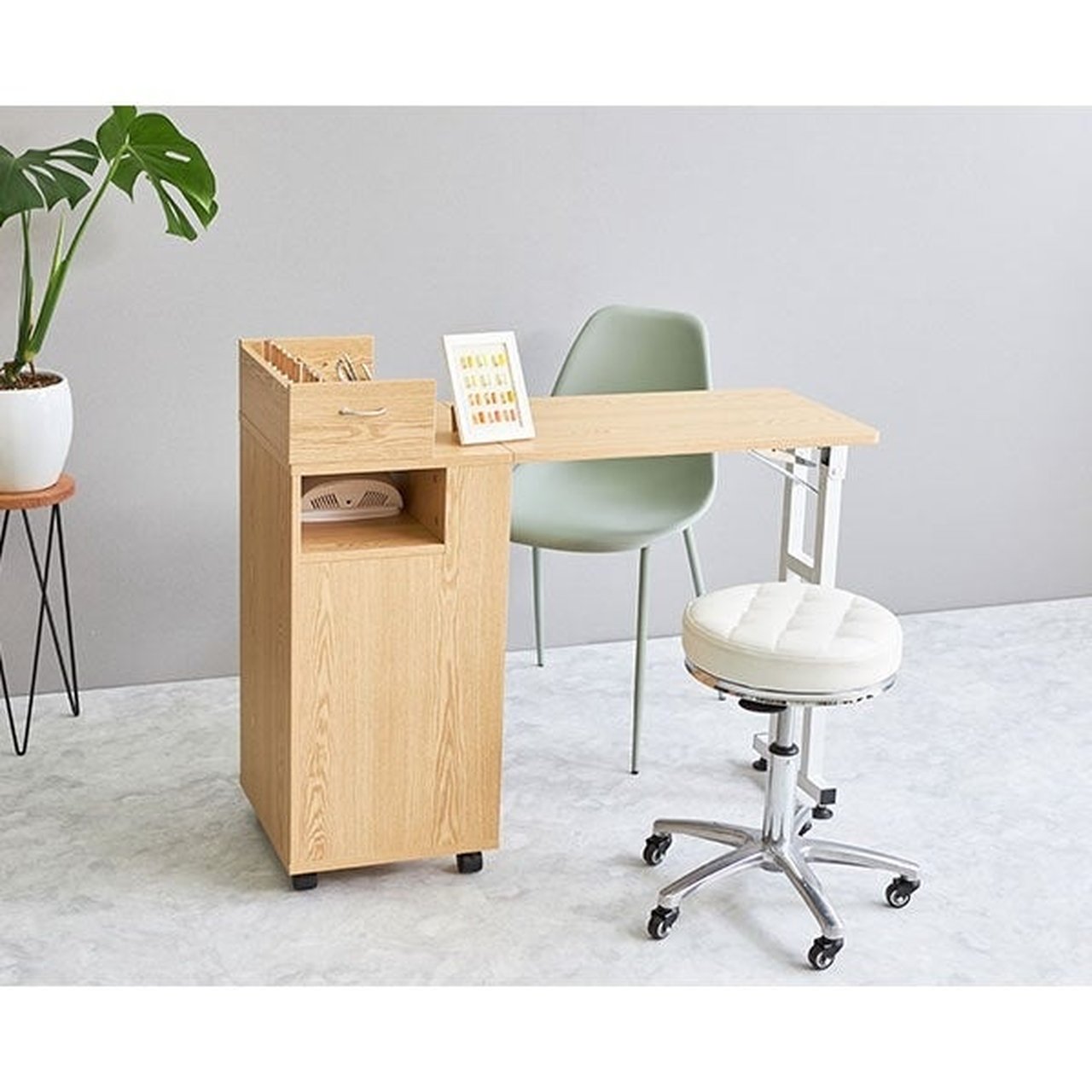 エトゥベラ] 折りたたみ ネイルテーブル MO1 ホワイト | SevenBeauty