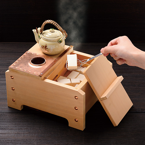 自宅で本格的な湯豆腐が楽しめるヤマコーの「一人用角型湯豆腐セット