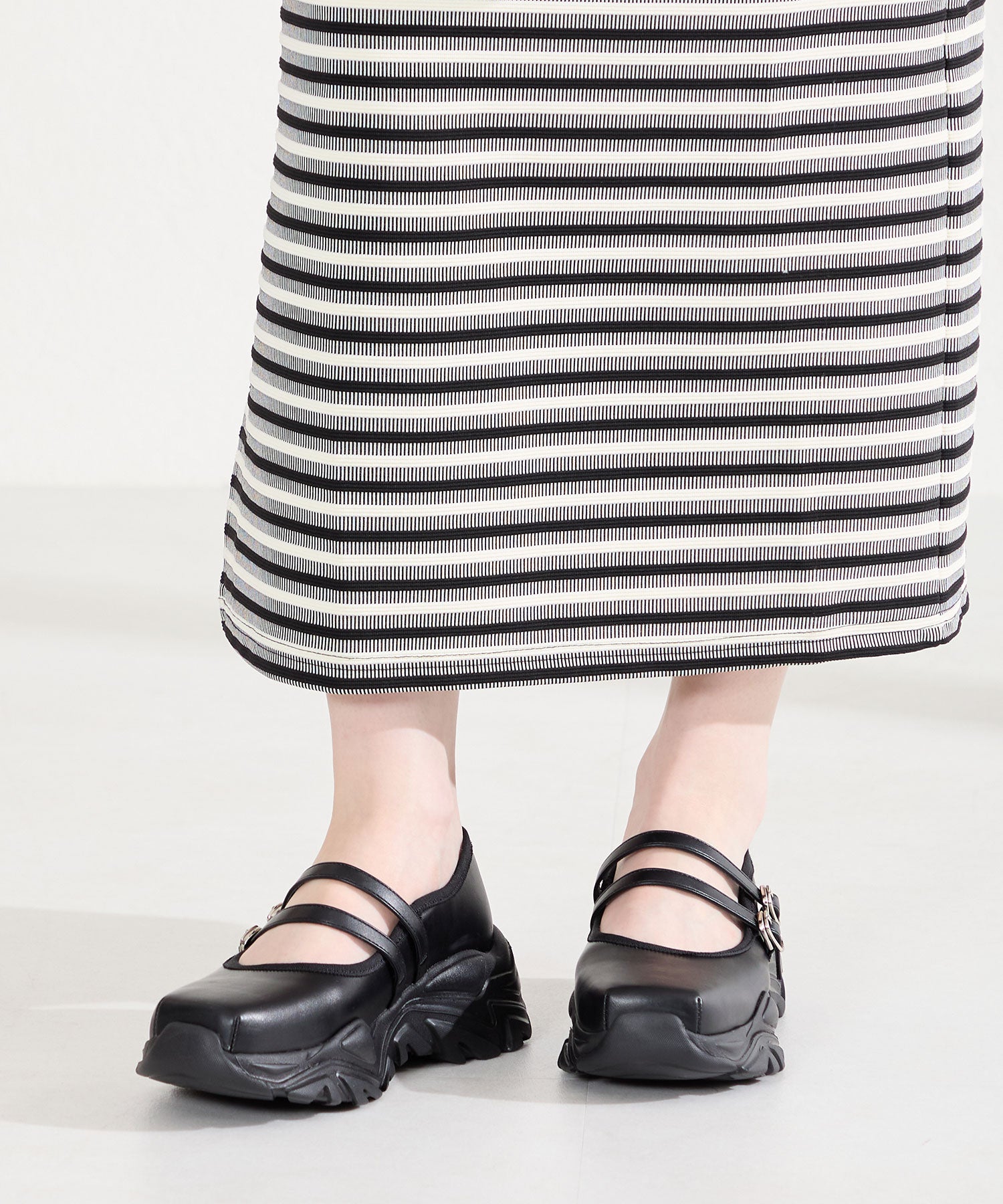 ダブルストラップスニーカーソールシューズ/61107 – ORIENTALTRAFFIC