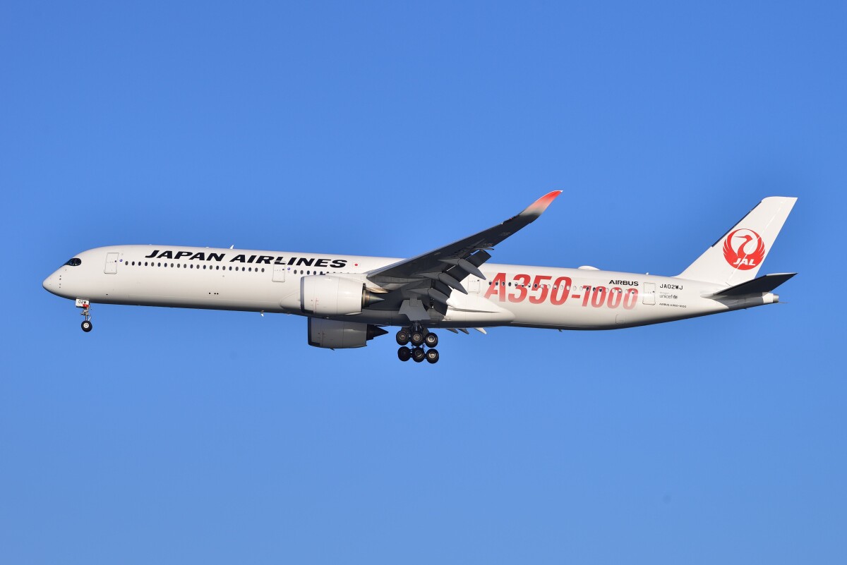 初号機も7月末に終了 JAL “A350-1000導入記念 特別塗装” 消滅へ