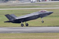 アメリカ空軍三沢基地のPACAF F-16デモチーム、エアショーへ準備完了