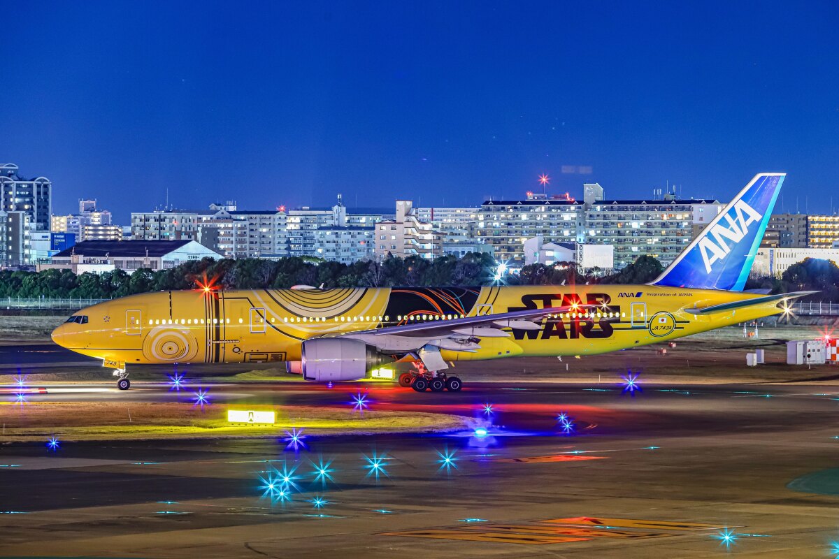 さらば、「C-3PO ANA JET」 機体整備のため台北へフェリー 8年9か月の