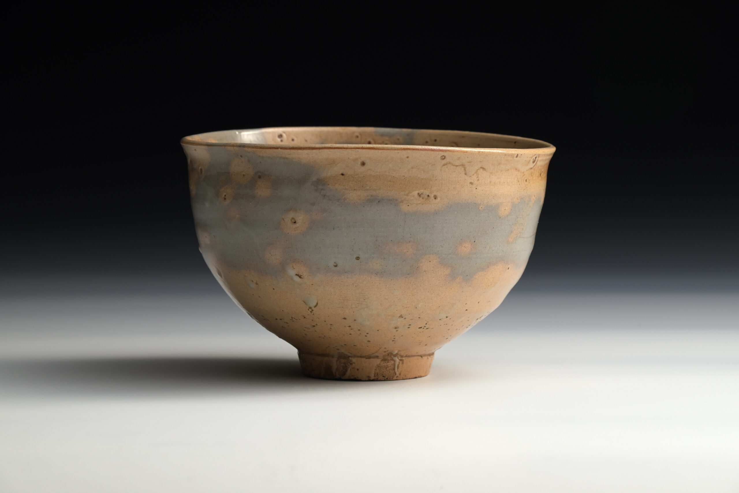 端反半使茶碗 銘 横雲 | 藤田美術館 | FUJITA MUSEUM藤田美術館