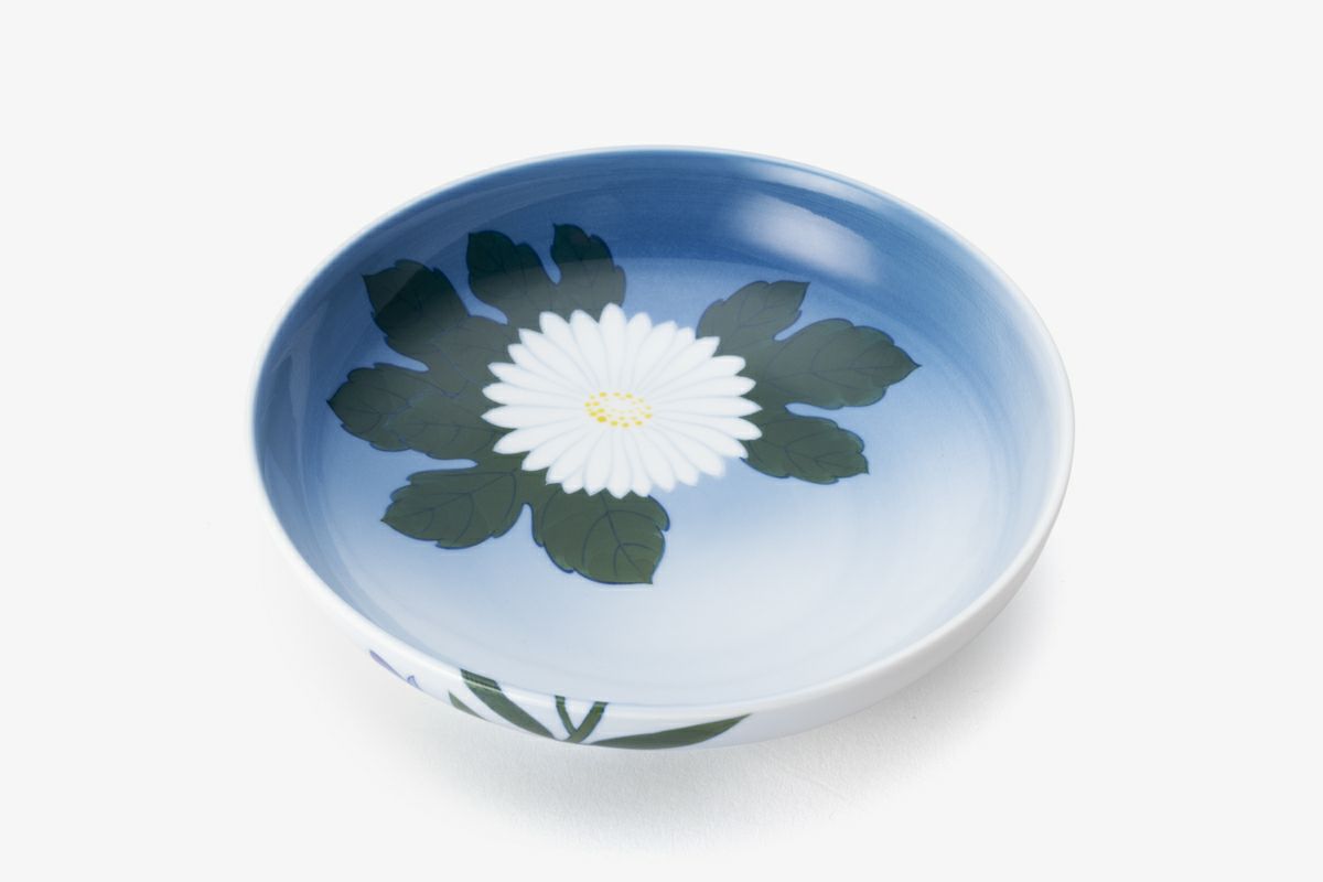 ☆古代青磁釉椿紋様 深皿 | 有田焼 深川製磁｜公式オンラインストア