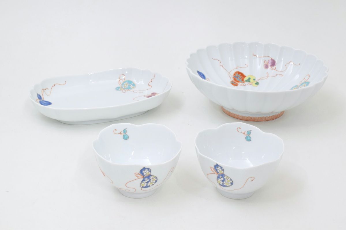 染付菊唐草 6号和皿揃 | 有田焼 深川製磁｜公式オンラインストア