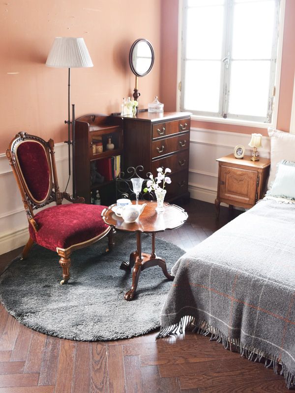 フランス見つけた素敵なインテリア、アイアン製のアンティークワイン