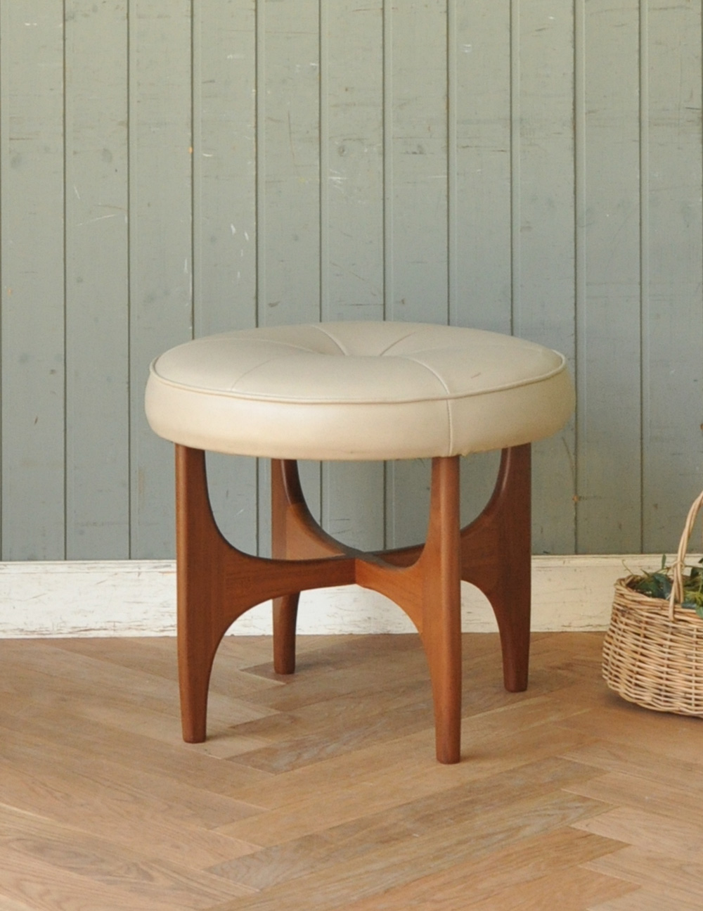 G-planのヴィンテージチェア、クッション付スツール（オットマン）(k