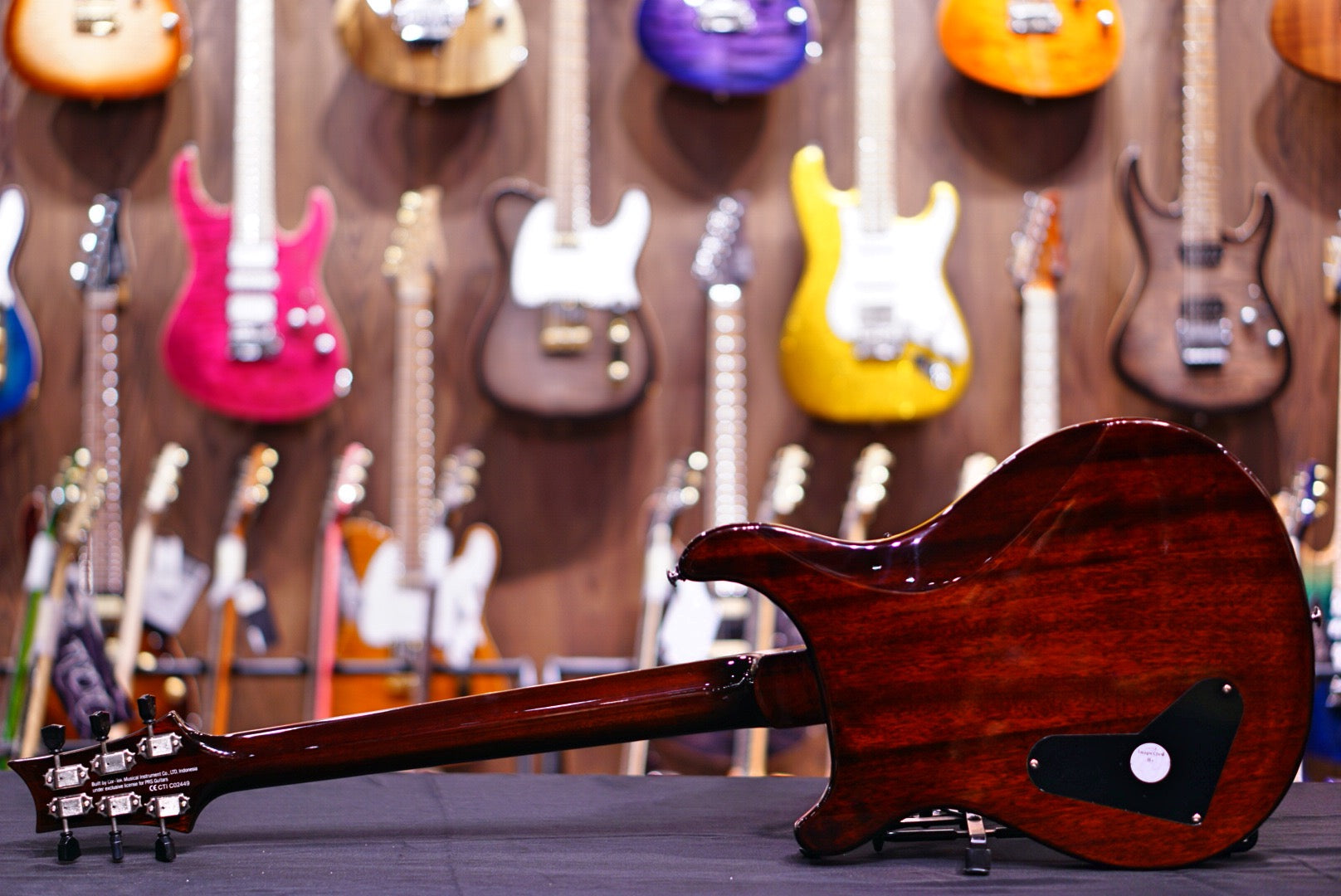 PRS SE Paul's Guitar - Fire Red