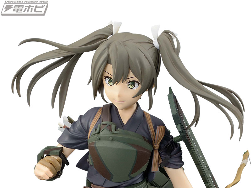 艦これ』人気の正規空母「瑞鶴」が迷彩カラーの「改二」仕様で再出撃