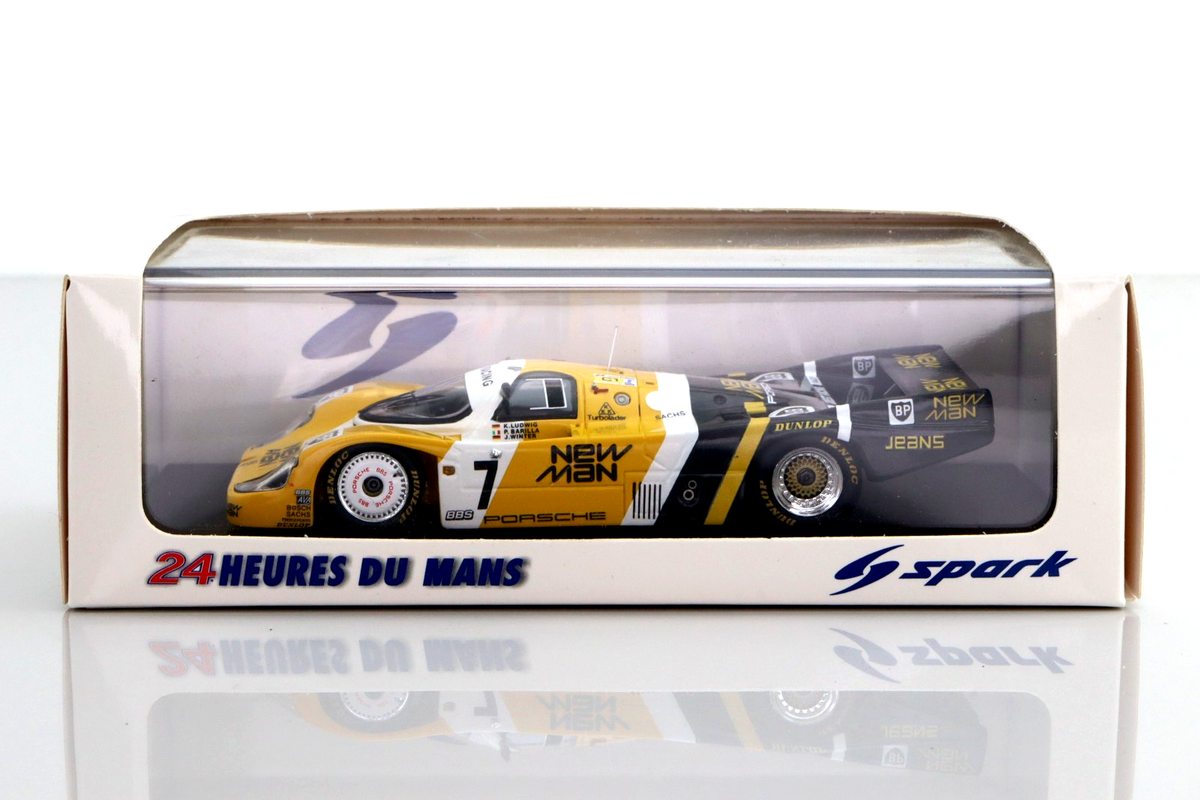 Spark 43LM85 Porsche 956 No.7 Winner 24h Le Mans 1985 Ludwig