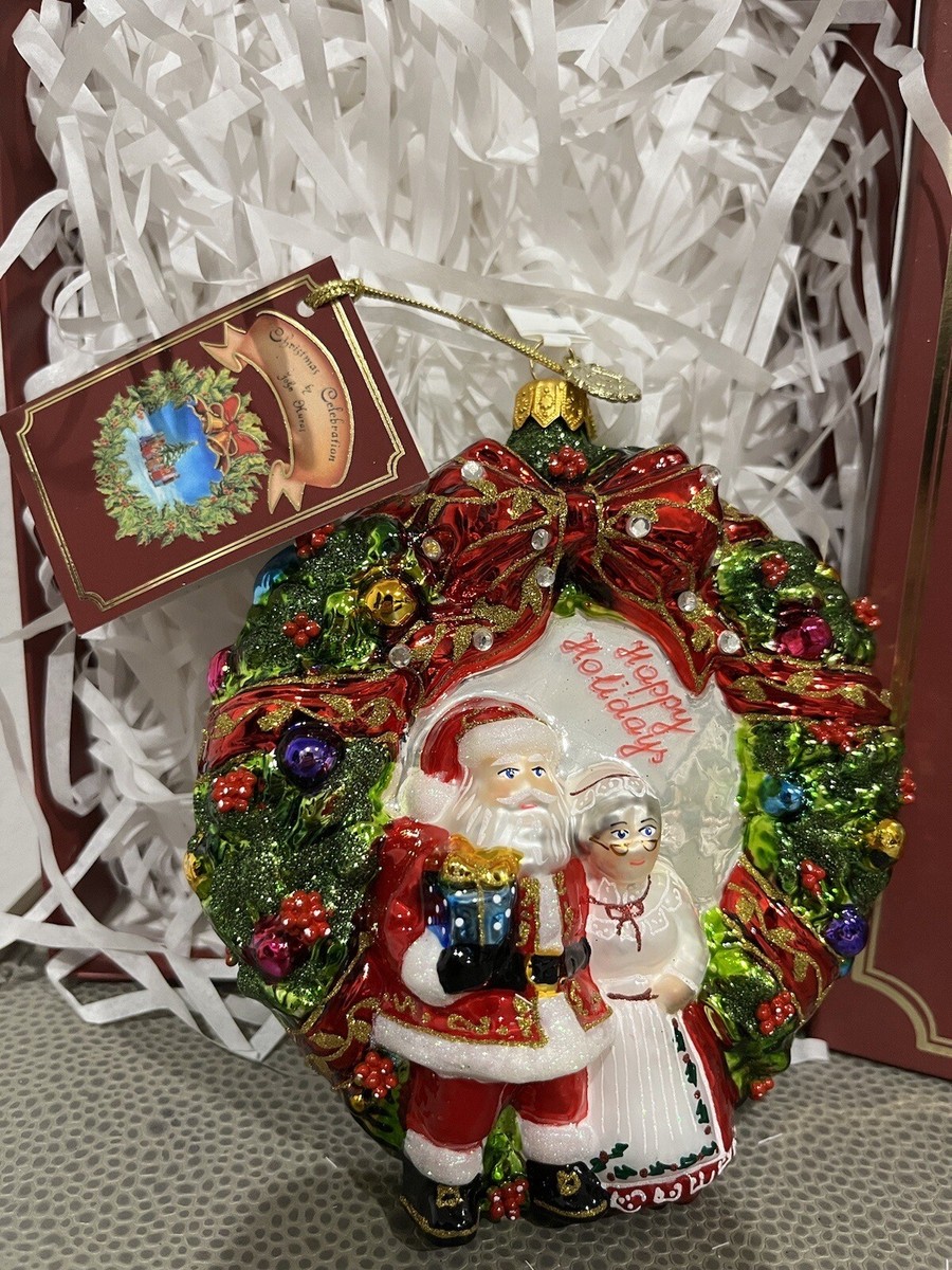 NEW John Huras Christmas Mr & Mrs Santa Wreath Glass Ornament