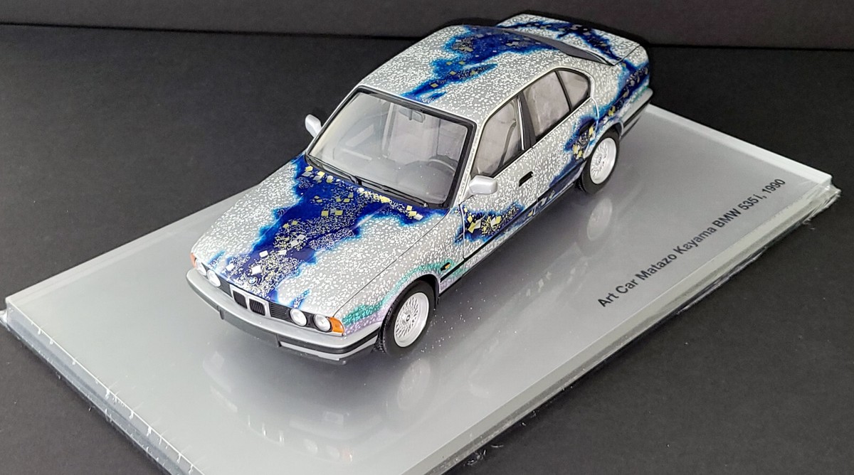 1/18 Minichamps 1990 BMW 535i Art Car Museum Exclusive KAYAMA