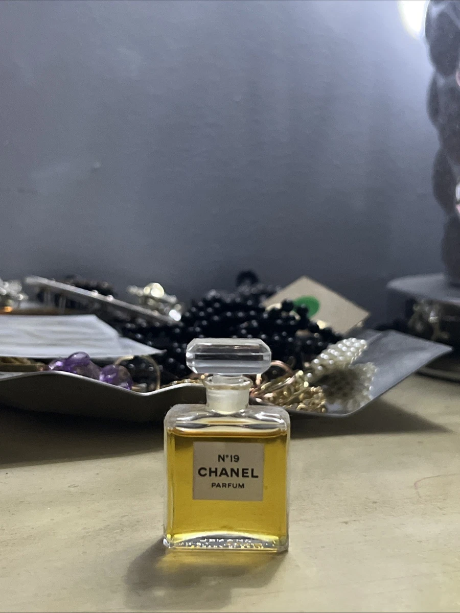 CHANEL Women Perfume Chanel No 19 for sale | eBay