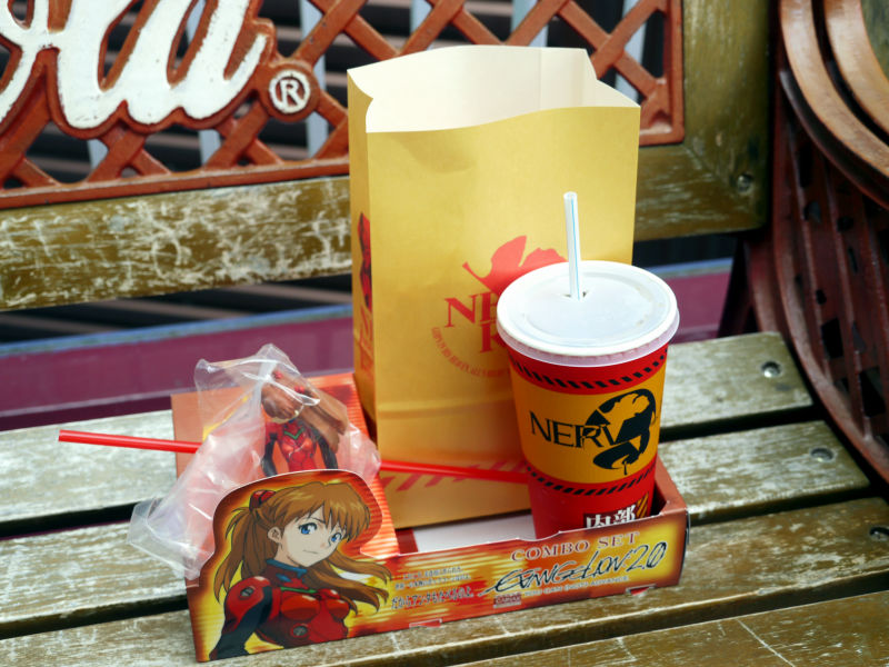 ヱヴァンゲリヲン新劇場版：破」公開、アスカフィギュア付き数量限定