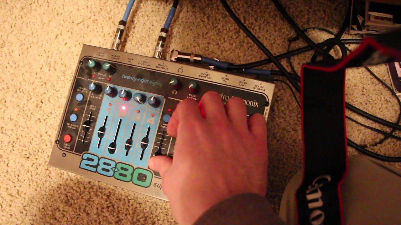 Electro-Harmonix 2880 Super Multi-Track Looper with a Mixer - YouTube