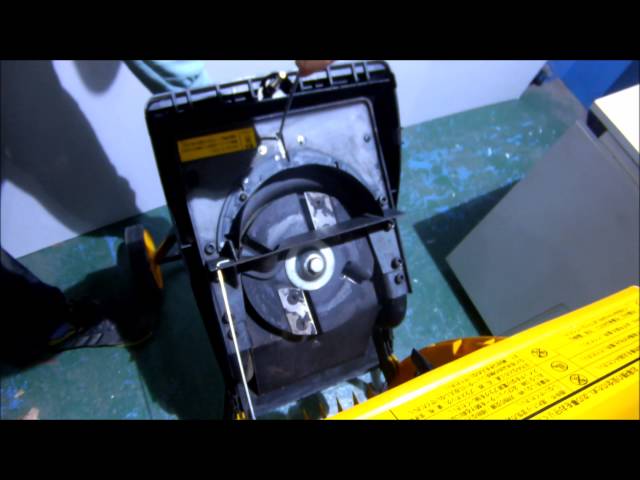 RYOBI バリバリータ ガーデンシュレッダー GS 2000 - YouTube