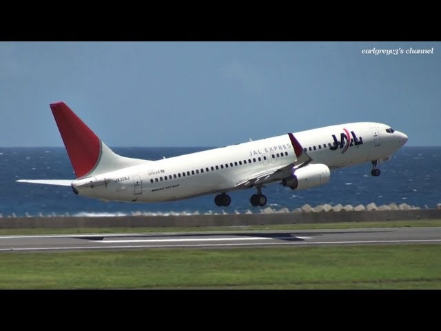 奄美空港 JAL Express (JEX/JAL) Boeing 737-800 JA328J 離陸 2012.6