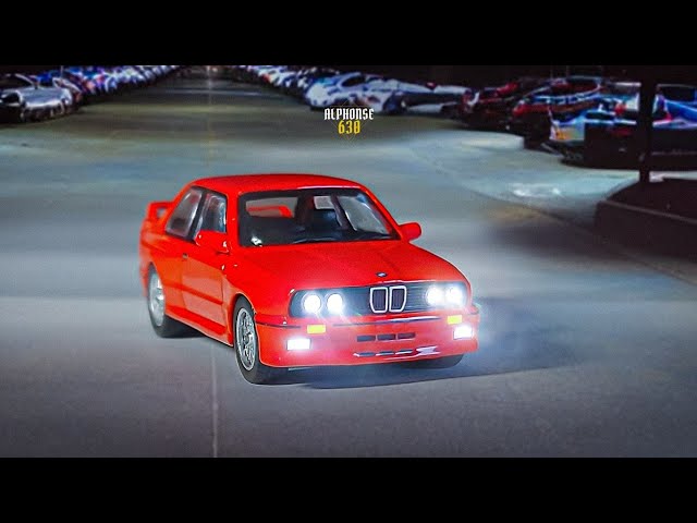 BMW M3 (E30) | MINI GT - YouTube