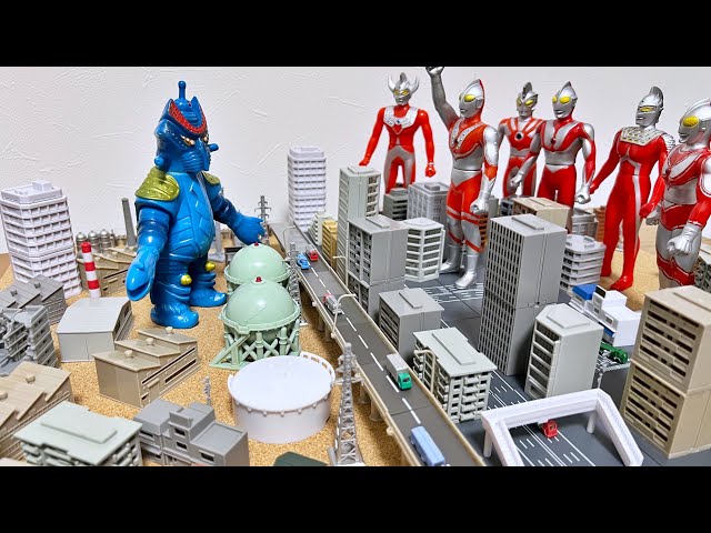 A magnificent diorama is complete!] A fierce battle between Ultra