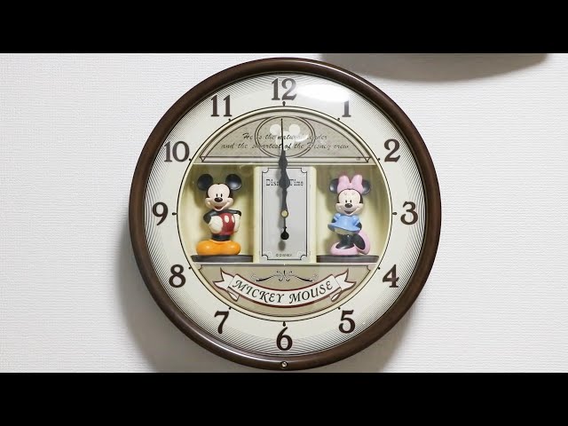 Disney Time ミッキー＆フレンズ おしゃべりからくり時計 FW527B - YouTube