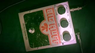 Electro-Harmonix BIG MUFF 3rd 1981's - Full Gain - YouTube