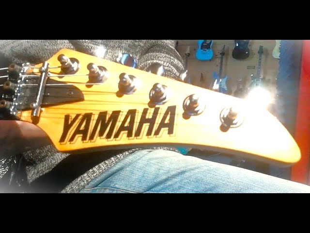 Yamaha RGX 421D Natural Satin - 1990s superstrat - YouTube