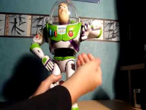 Toy Story Collection : buzz lightyear ( french review ) - YouTube