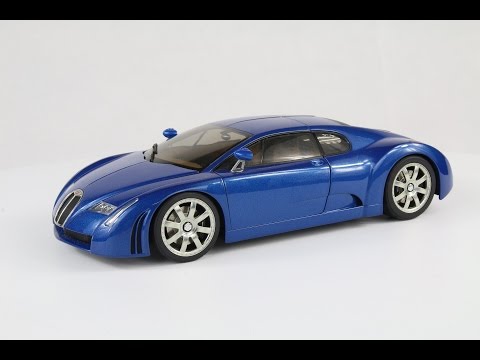AutoArt Bugatti EB 18.3 Chiron 1999 1/18 - unbox and review - YouTube