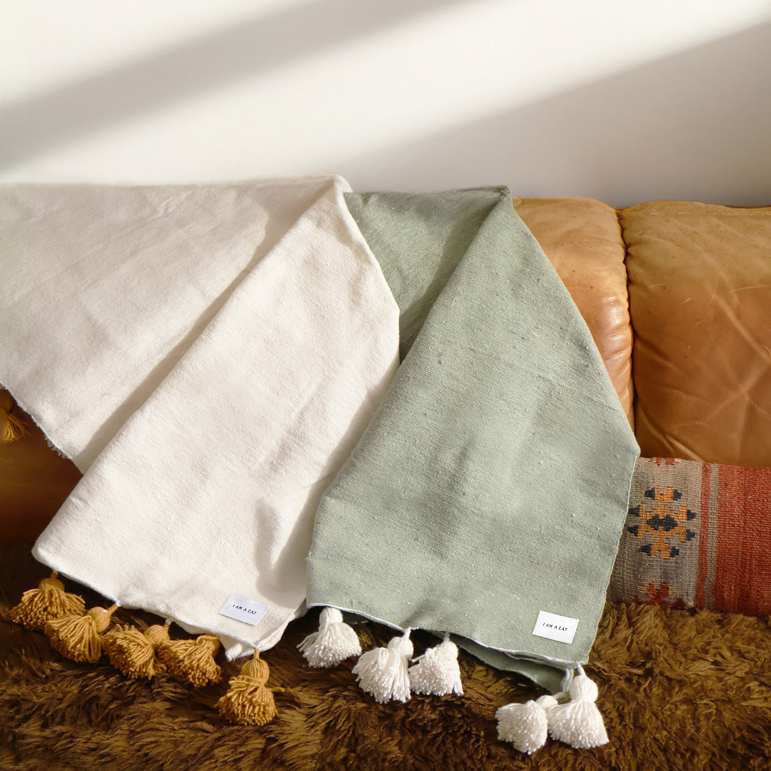 モロッコ キャットサイズポンポンブランケット – iamacatjp