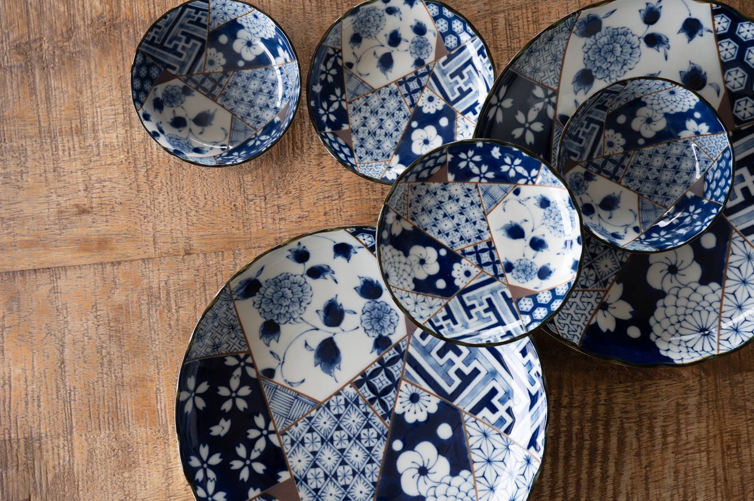 藍友禅 菊形12cm小皿[定番] - 業務用食器販売用食器 卸売のやまに