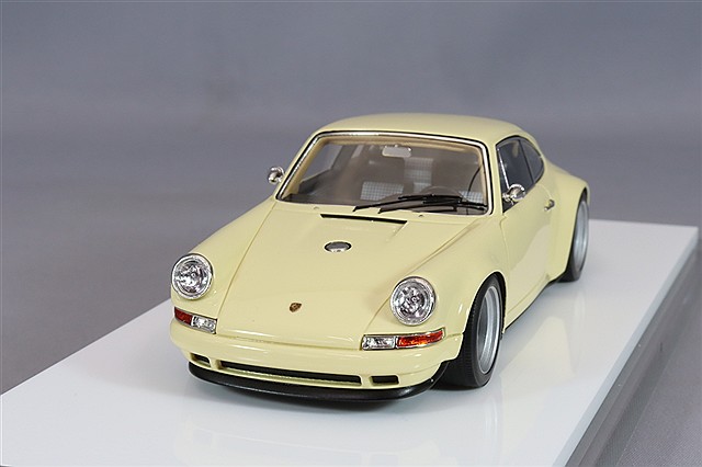 VISION 1/43 ポルシェ 911 (964) スピードスター ボルック 1993