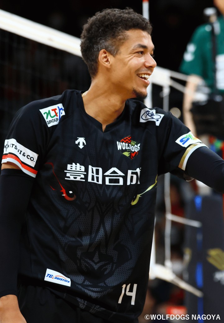 HATTRICK（ハットトリック）-選手の想いをファンへ届ける公式