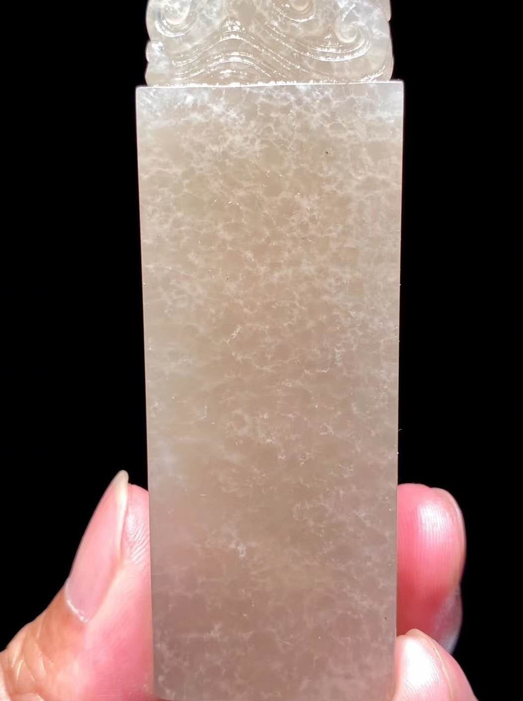 壽山荔枝凍蘿蔔絲滿絲極品【麒麟呈祥】 - 石至名歸