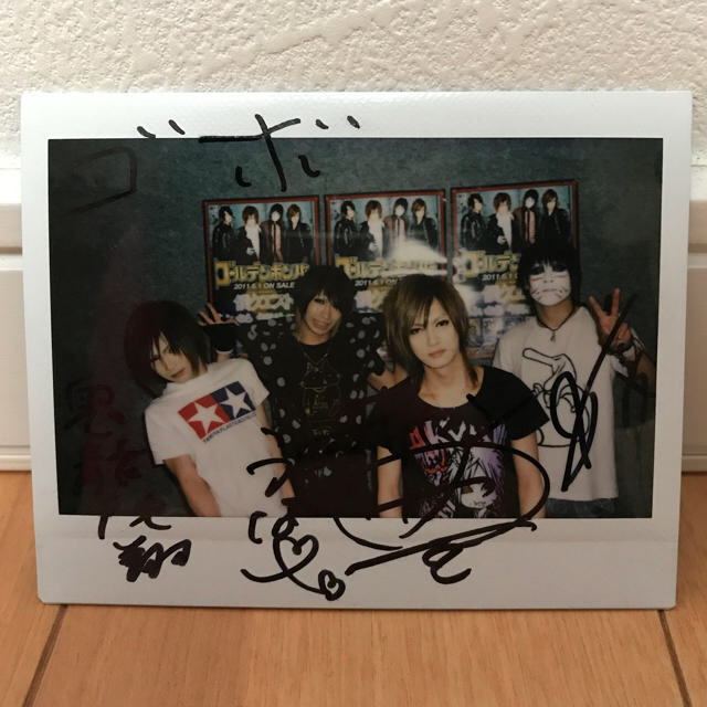 超貴重】ゴールデンボンバー 4人 サイン入り チェキ ポラロイド写真 の