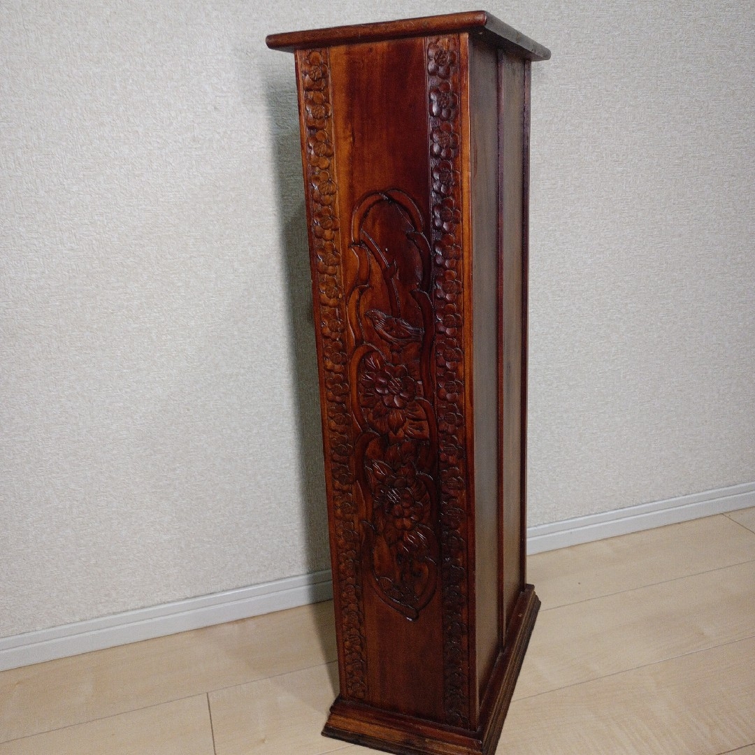 希少レア アンティーク 木製 彫刻入り CD/DVD収納キャビネット/スタンド