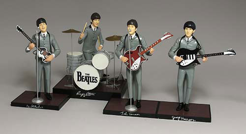 ハミルトン ギフト社 (アメリカ) 製、中国製造 ビートルズ フィギュア