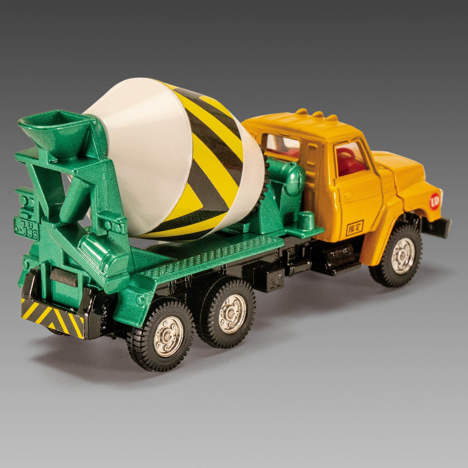 TC]TOMICA DANDY NISSAN DIESEL 046 トミカダンディニッサンディーゼル