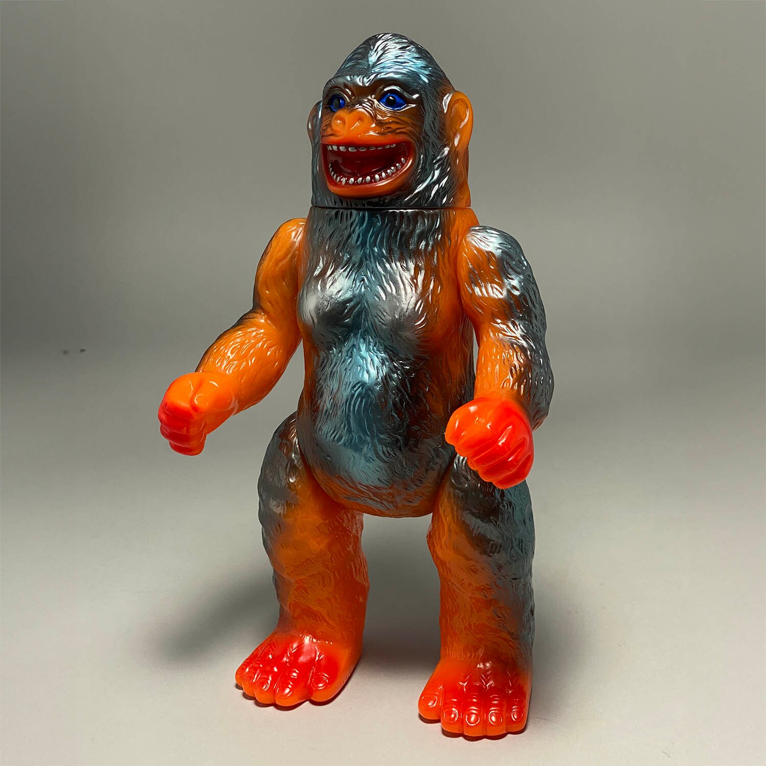 2235] ジャイアントゴリラ 450円サイズ オレンジ成型