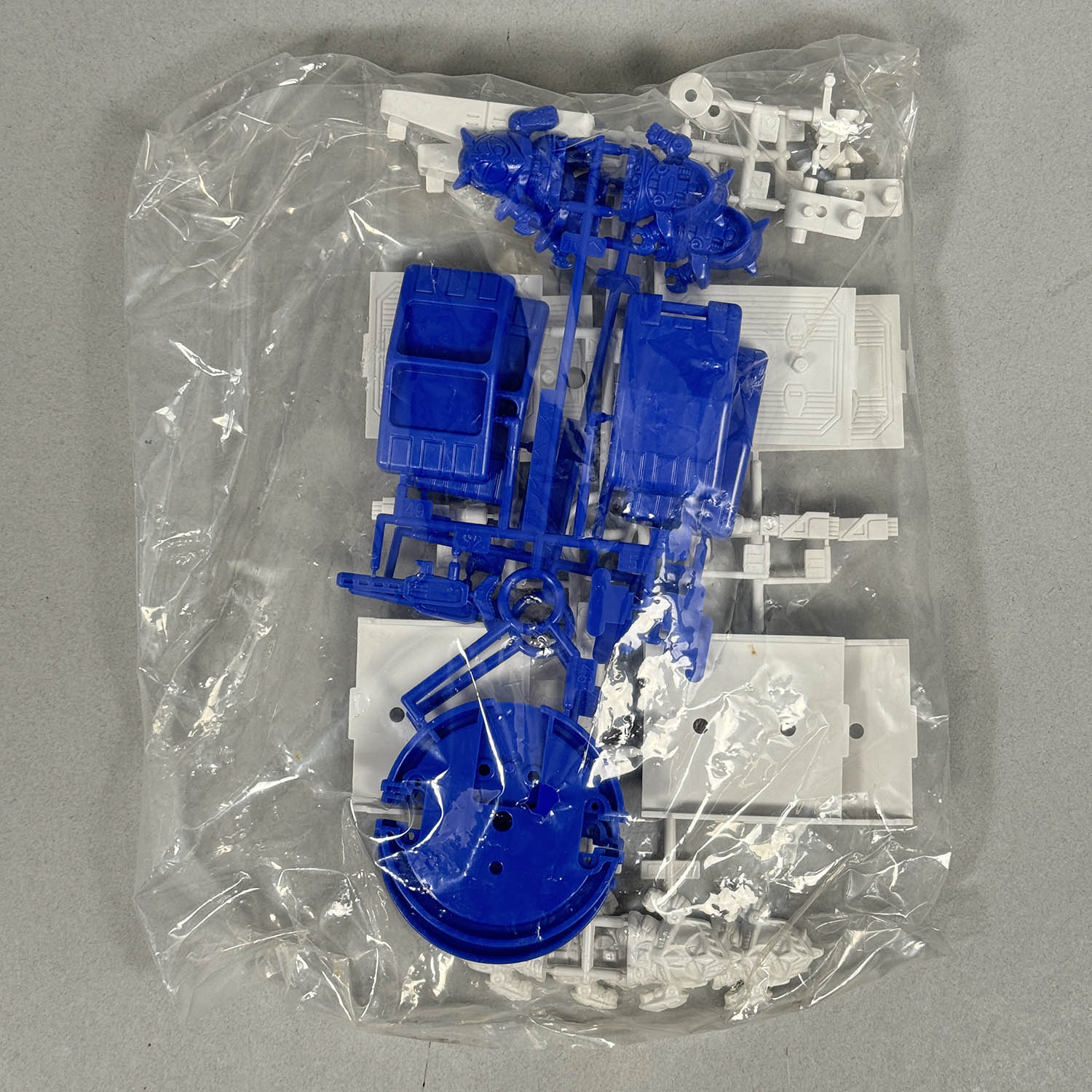 4215] 元祖SDガンダム ホワイトベース